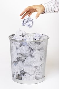 信息传递对比评测：私有化部署与公有云方案